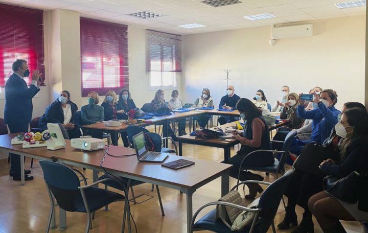 Fermon Indis imparte formación sobre equipos ABPI y mTABLET en el Distrito de La Palma del Condado en Huelva